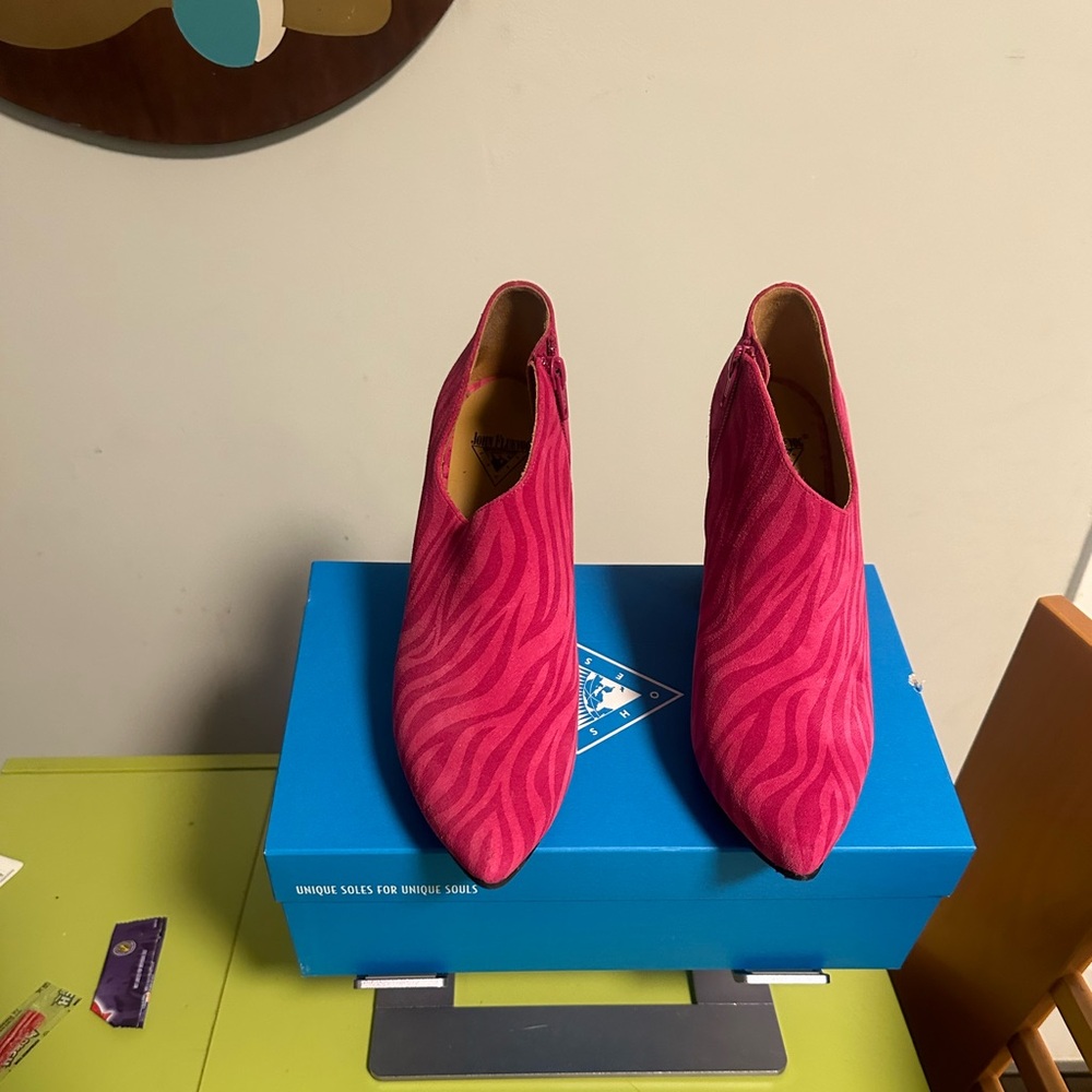 John Fluevog Pink Drifting ASYMMETRIC PLATFORM HEEL